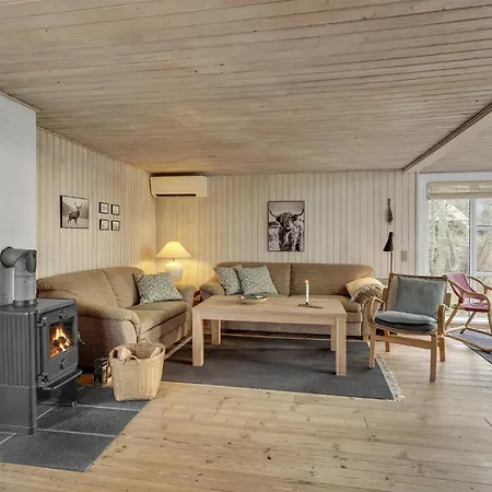 Holiday home Beautiful In With Wifi